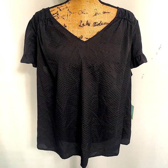 CeCe Tops - NWT! CeCe Charming Navy Lilac Caviar Top 3X